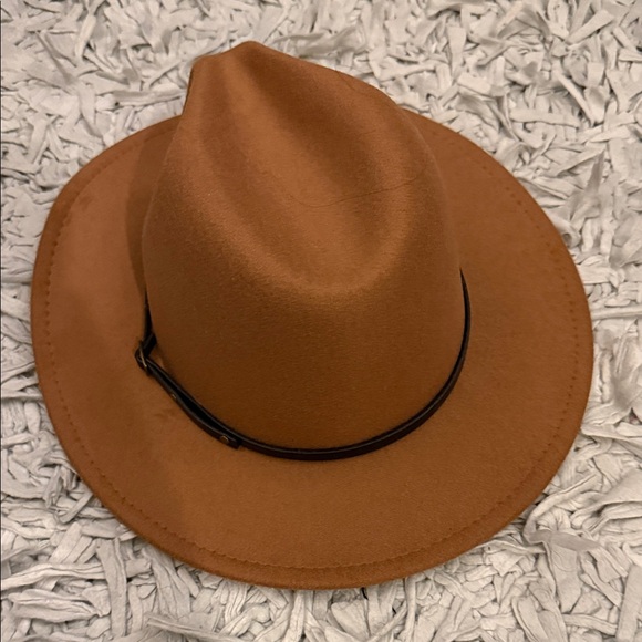 H&M Accessories - 🔥Hat